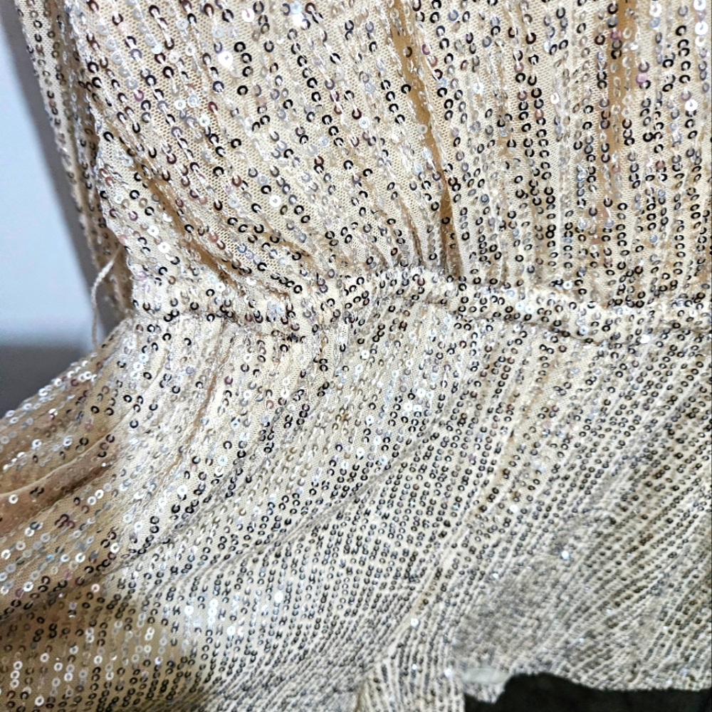 Sequin romper. Beige/ off white. - Picture 3 of 4